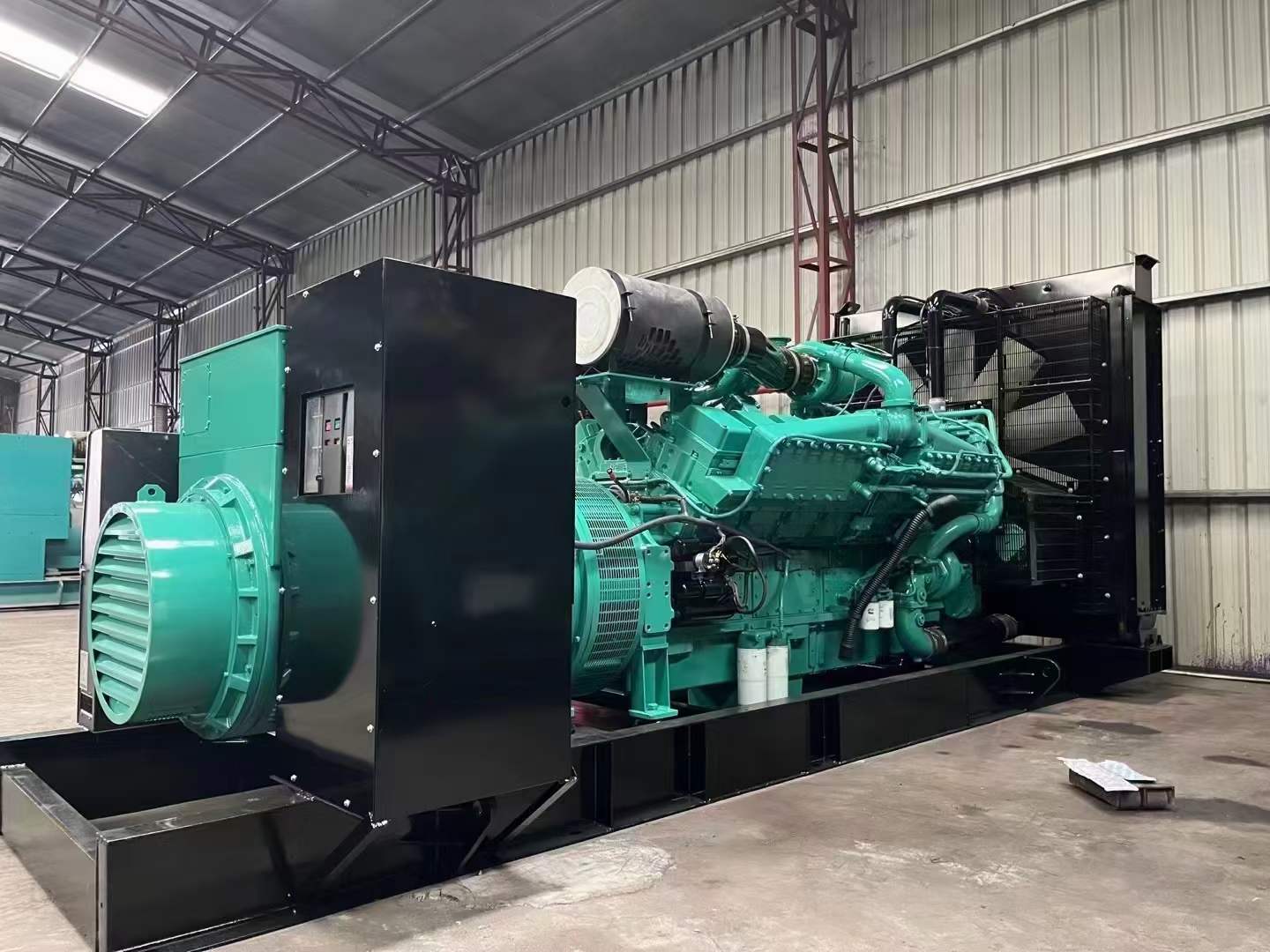 吕梁如何降低 800kW 柴油发电机输出电流的波动？