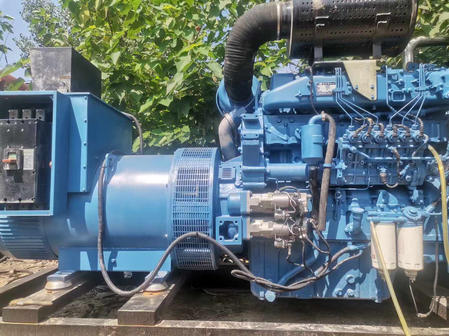 吕梁详细说明降低 800kW 柴油发电机输出电流波动的方法