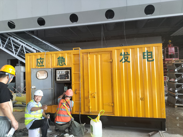 吕梁怎样判断空气滤清器是否需要更换？